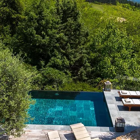 Il Castellaccio 8, Emma