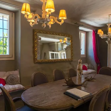 Villa Il Castellaccio 8, Emma