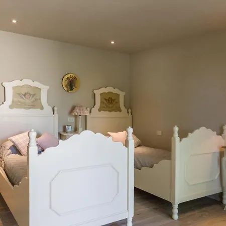 Villa Il Castellaccio 8, Emma *