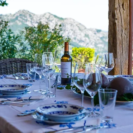 Villa Il Castellaccio 8, Emma