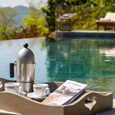 Il Castellaccio 8, Emma *