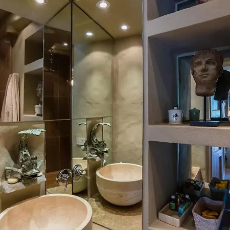 Il Castellaccio 8, Emma Brisighella