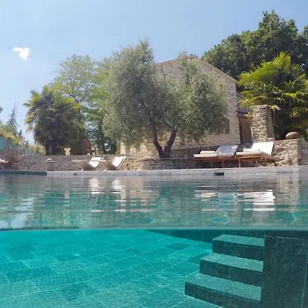 Il Castellaccio 8, Emma *