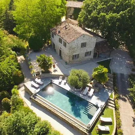 Il Castellaccio 8, Emma Villa *