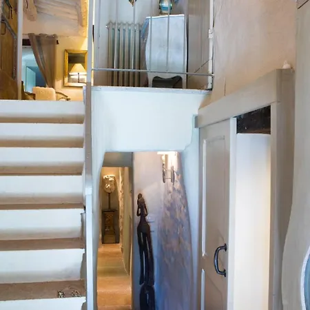 Willa Il Castellaccio 8, Emma *