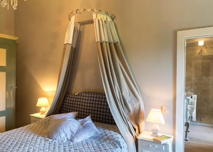 Il Castellaccio 8, Emma *