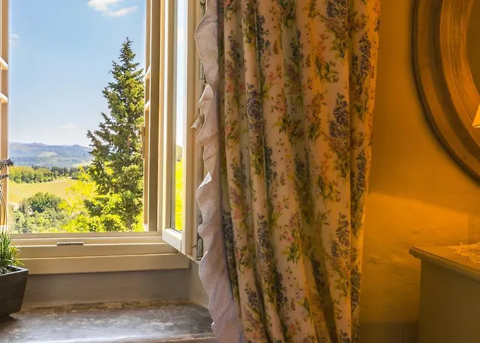 Il Castellaccio 8, Emma *