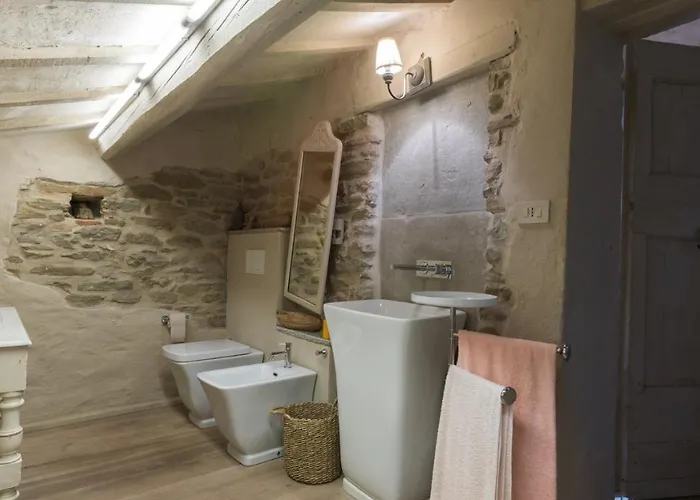 Il Castellaccio 8, Emma * 브리시그헬라