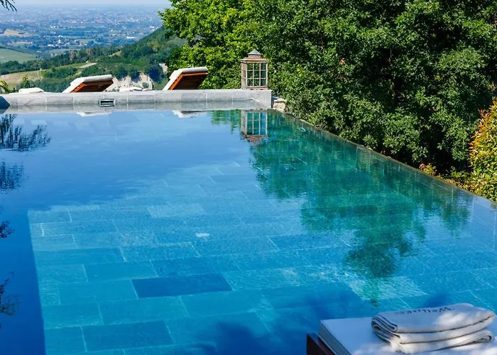 Il Castellaccio 8, Emma