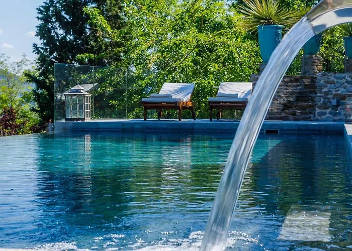 Il Castellaccio 8, Emma 빌라 브리시그헬라